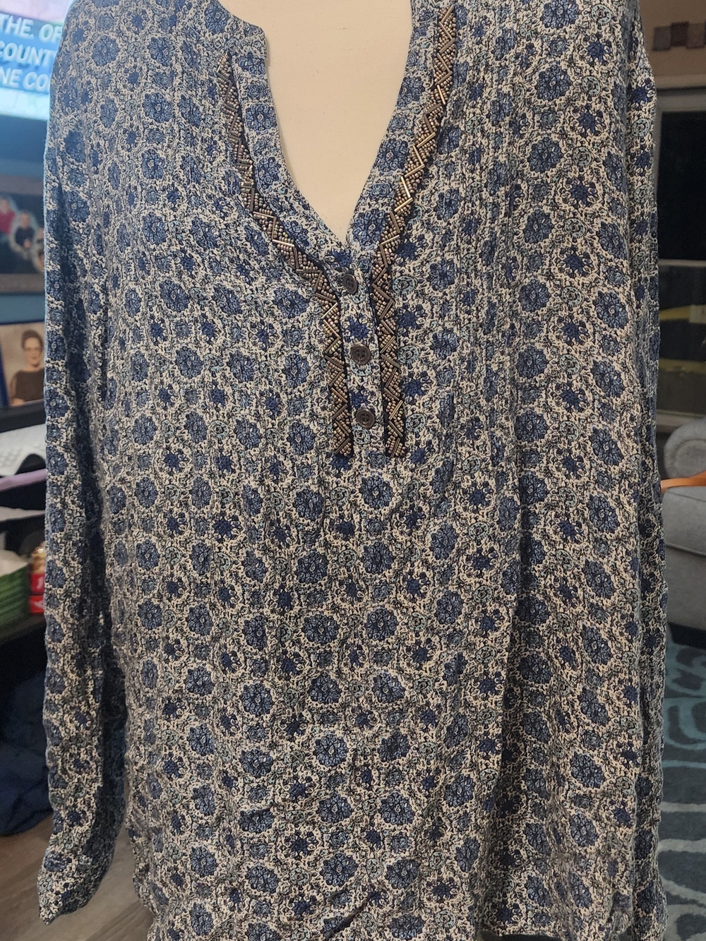 Roz & Ali Blue Printed V-Neck Tunic with Embroidered Trim Sz 2X